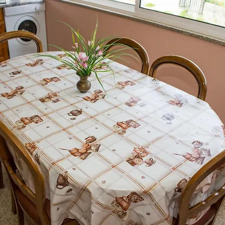 Appartamento Escondidinho Do Vez, Lda *