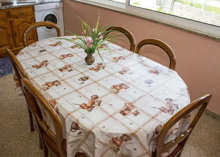 Apartamento Escondidinho Do Vez, Lda *